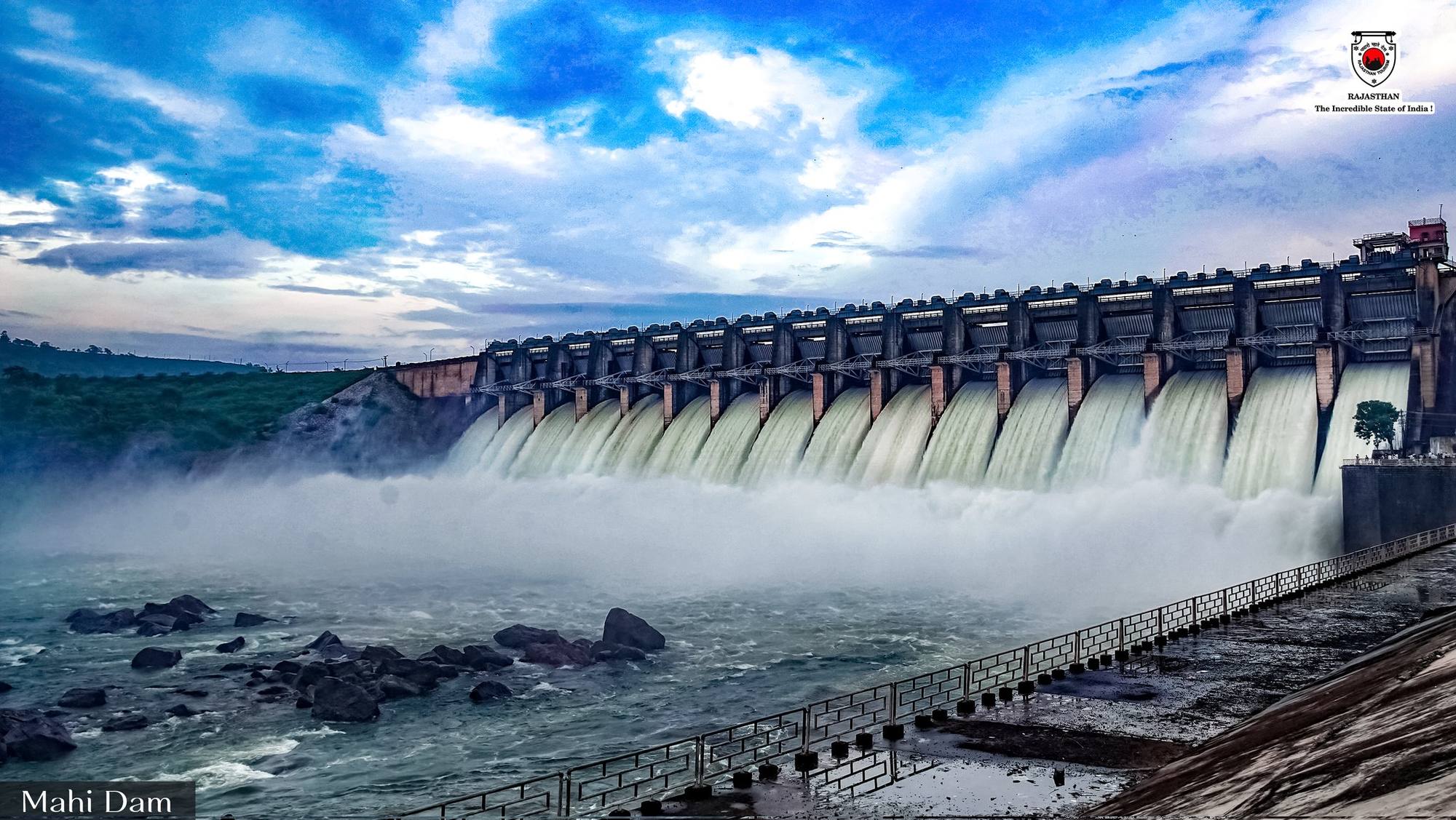 Mahi Bajaj Sagar Dam near Banswara, holding back the Mahi river