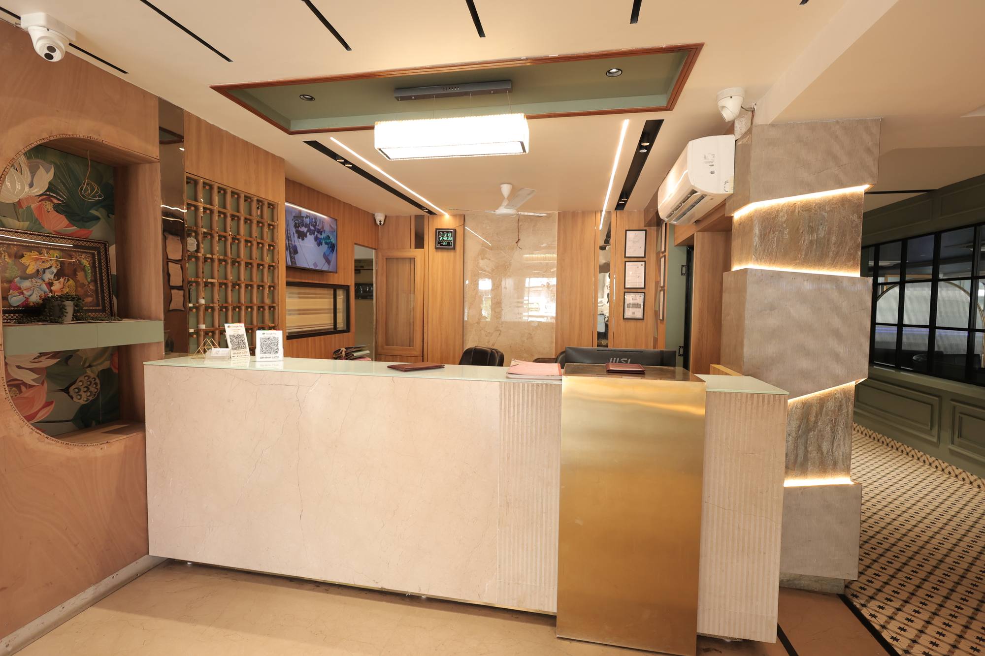 Reception and lobby at Hotel Relax Inn, Banswara