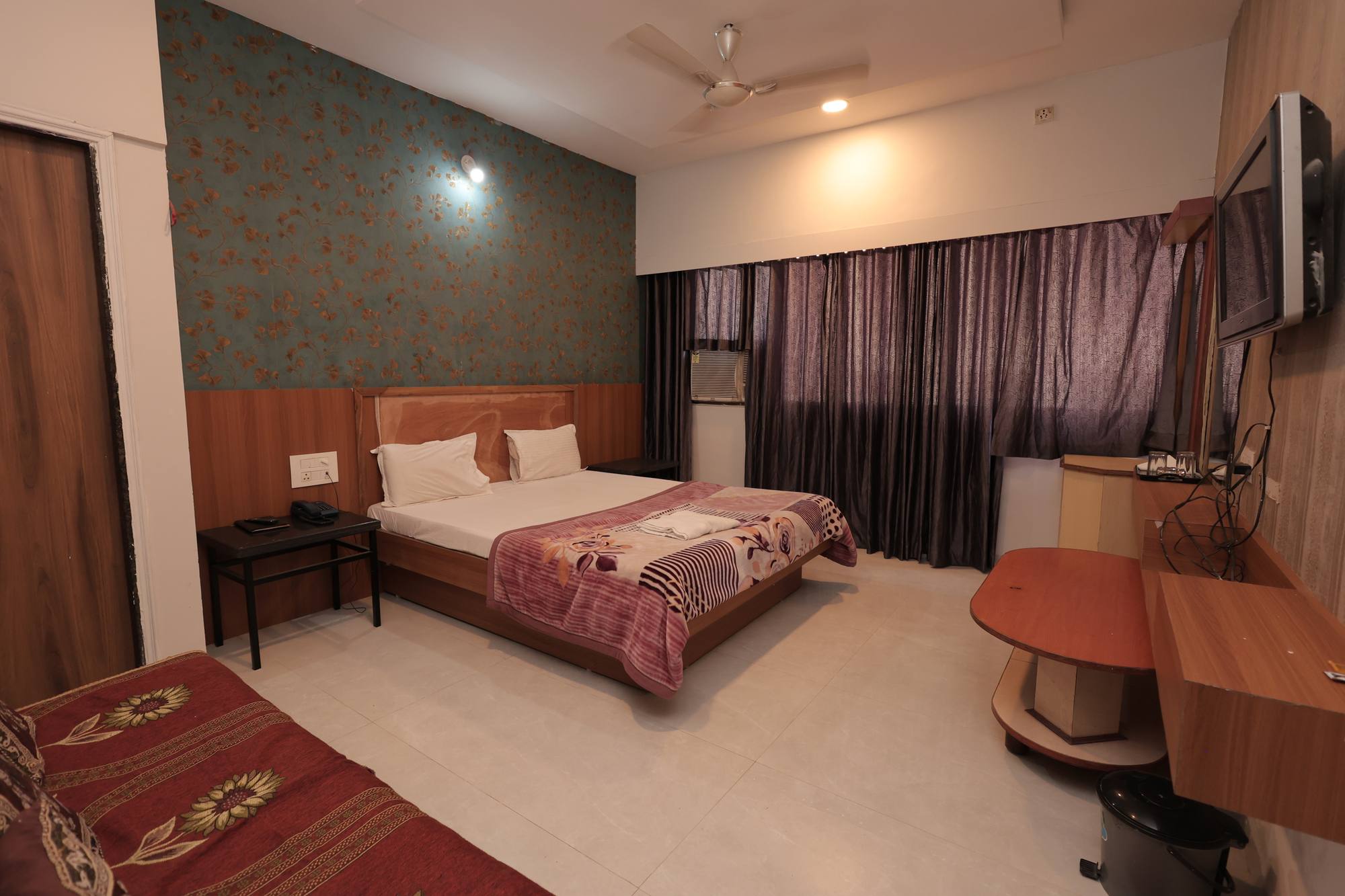 Deluxe Room, second angle at Hotel Relax Inn, Banswara